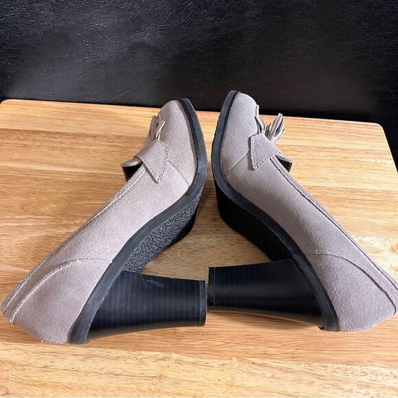 Loft Tan Tassel Heels Size 7.5 - Picture 8 of 11